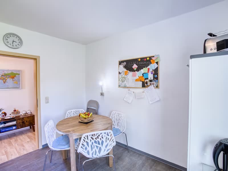 Essbereich im Apartment in Ronneburg - professionelle Immobilienfotografie in Ronneburg