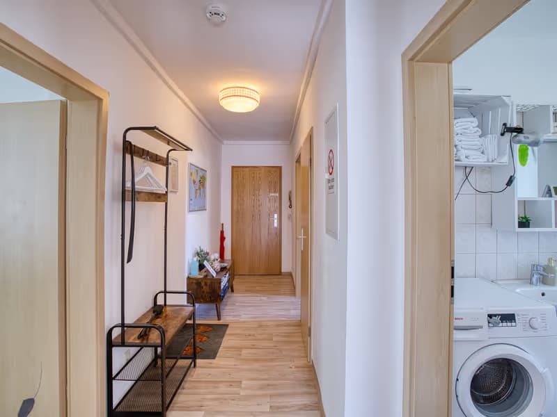 Eingangsbereich des Apartments in Ronneburg - professionelle Immobilienfotografie in Ronneburg